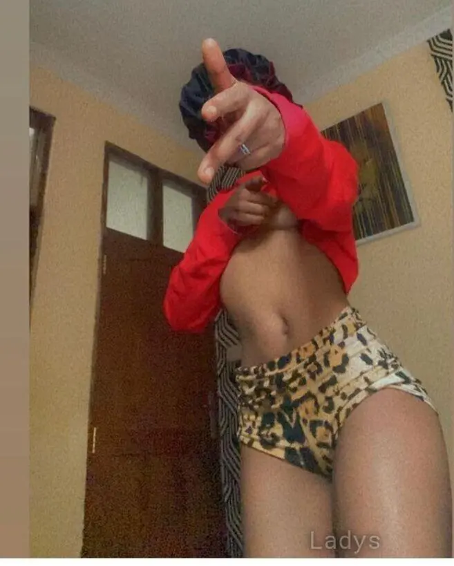 Ruby (24) – Call Girl & Independent Escort Service in Haora - Gallery Photo 4