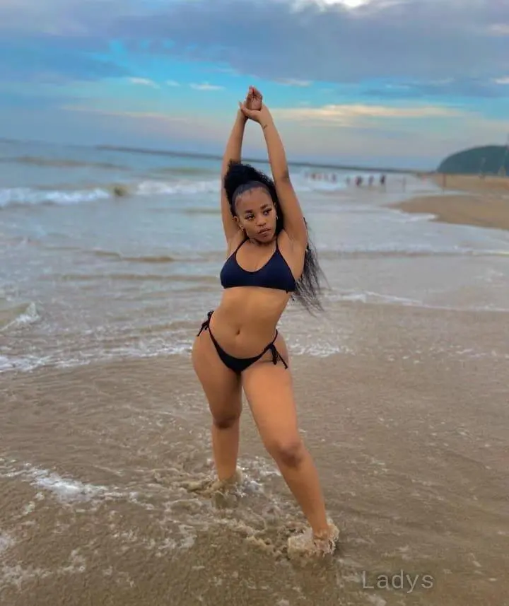 Ella (24) – Call Girl & Independent Escort Service in Harbin - Gallery Photo 8