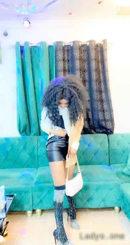 Rita (23) – Call Girl & Independent Escort Service in Kuwait City - Gallery Photo 2