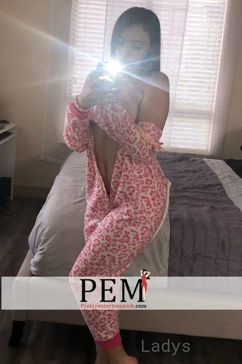 Annabella (27) – Call Girl & Independent Escort Service in Heilbronn - Gallery Photo 7