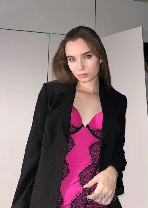 Fernalla Limara (24) – Call Girl & Independent Escort Service in Helsinki - Gallery Photo 3