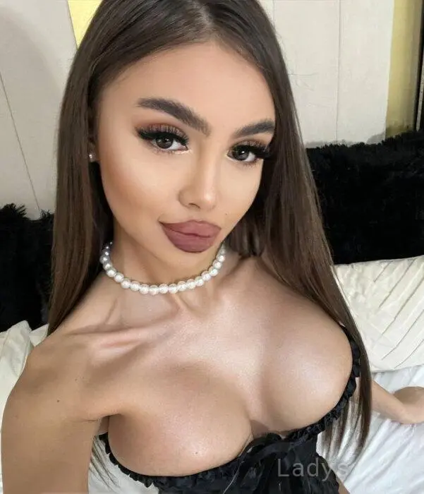 Anna (26) – Call Girl & Independent Escort Service in Helsinki - Gallery Photo 2