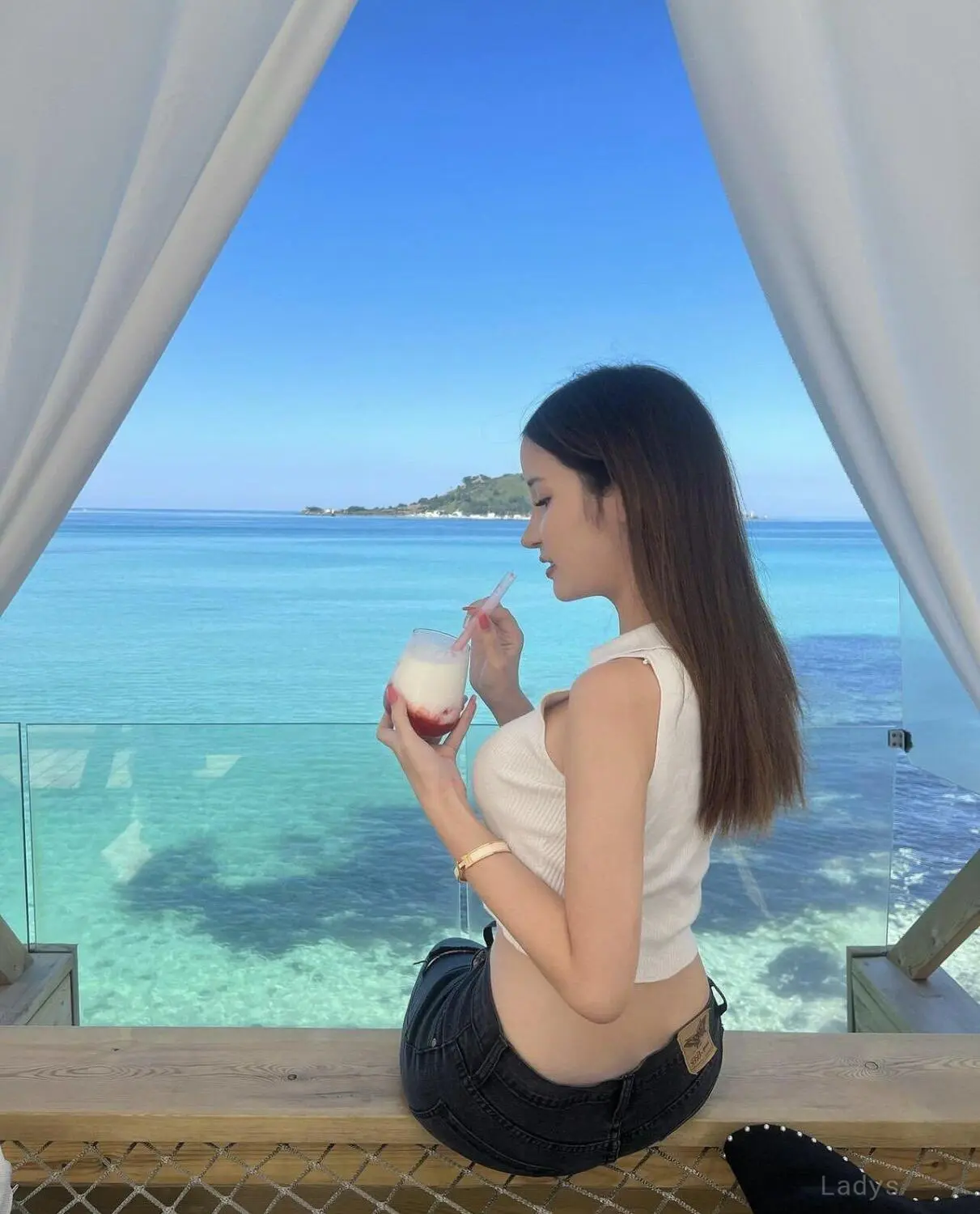 Leena (22) – Call Girl & Independent Escort Service in Helsinki - Gallery Photo 6