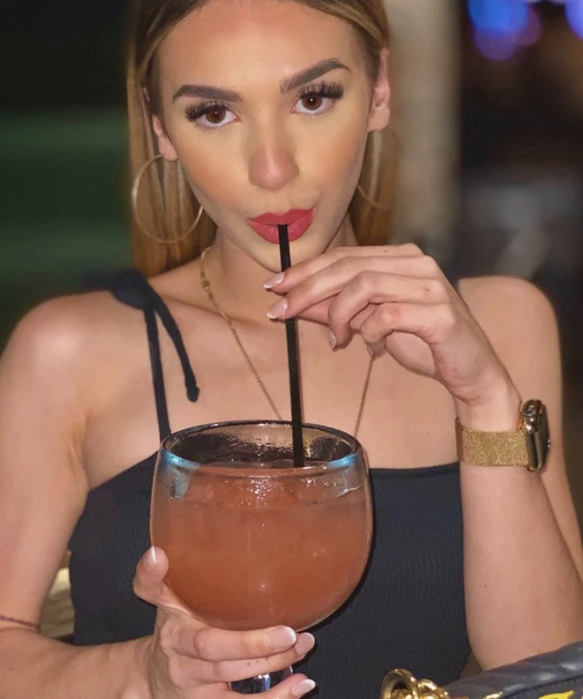 Holly (21) – Call Girl & Independent Escort Service in Henderson - Gallery Photo 5