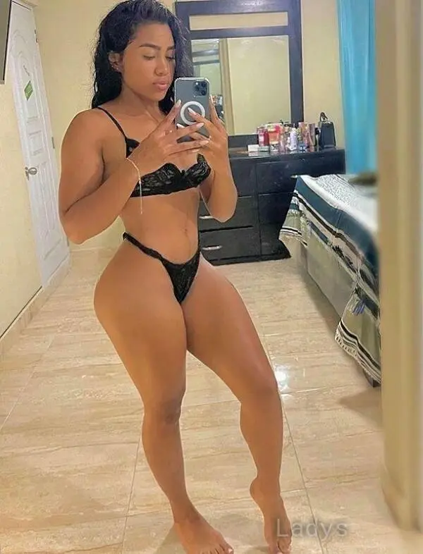 Layla (22) – Call Girl & Independent Escort Service in Hermosillo - Gallery Photo 2