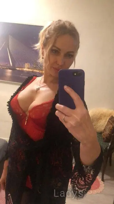 Bilinda (35) – Call Girl & Independent Escort Service in Hilversum - Gallery Photo 3