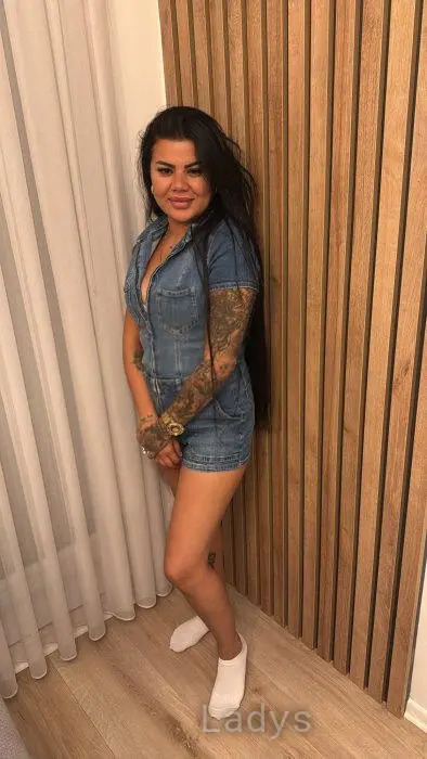 Nadia (20) – Call Girl & Independent Escort Service in Himarë - Gallery Photo 4