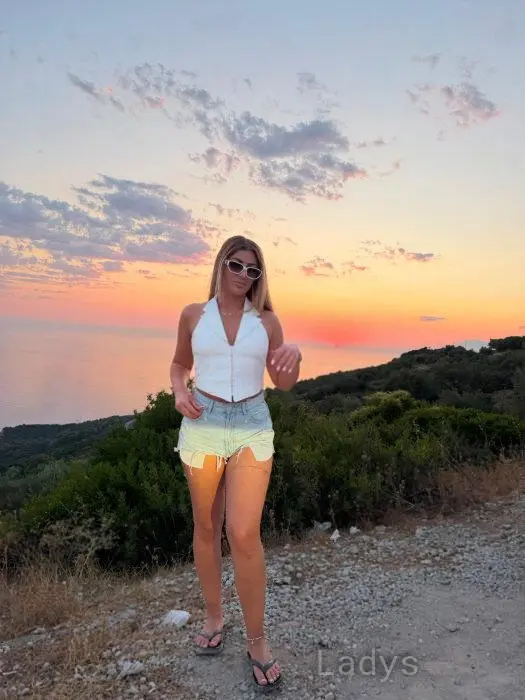 Sabina (25) – Call Girl & Independent Escort Service in Himarë - Gallery Photo 4