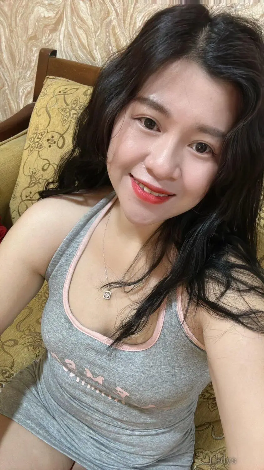 Lucy (24) – Call Girl & Independent Escort Service in Himarë - Gallery Photo 4