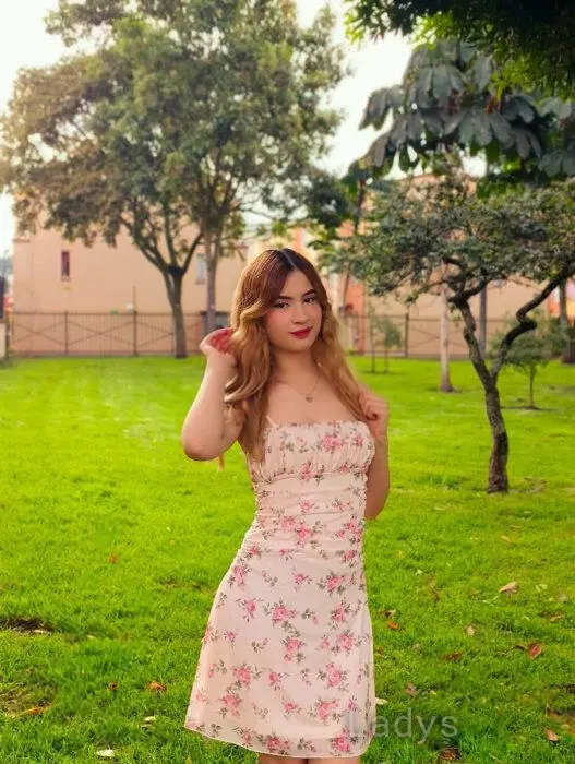 Melisa (21) – Call Girl & Independent Escort Service in Himarë - Gallery Photo 4