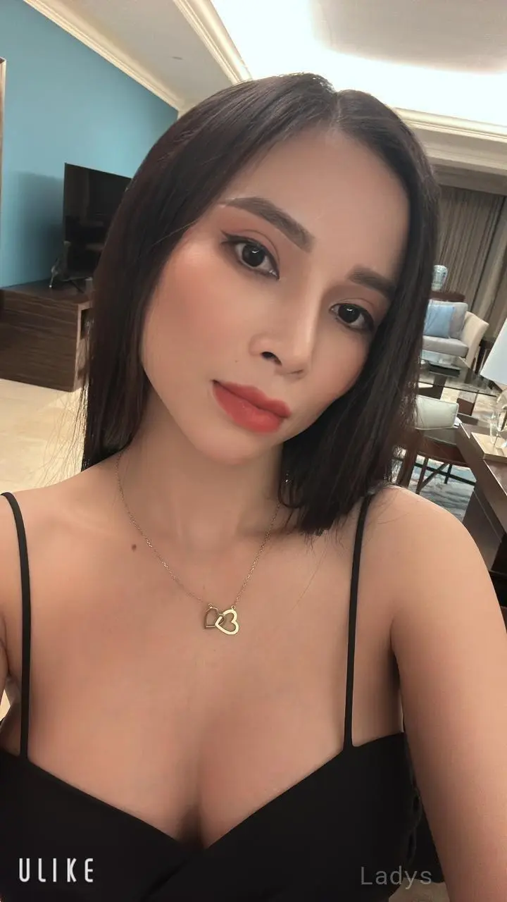Linna (23) – Call Girl & Independent Escort Service in Ho Chi Minh City - Gallery Photo 4