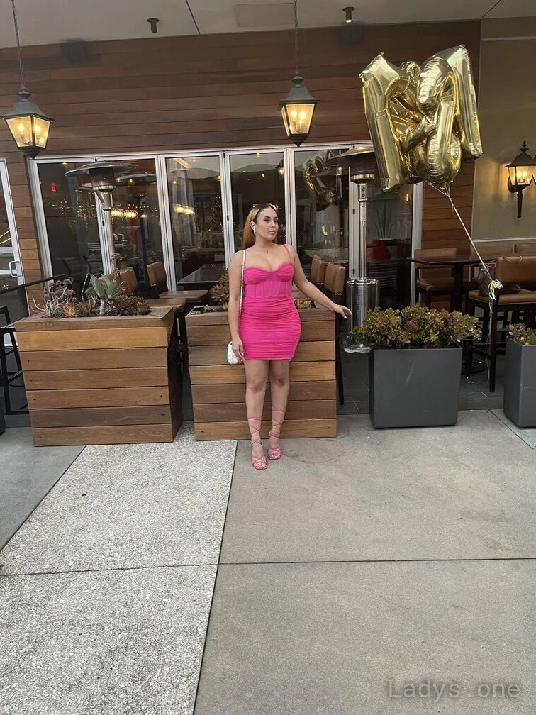 Viktoria (26) – Call Girl & Independent Escort Service in Hollywood - Gallery Photo 4