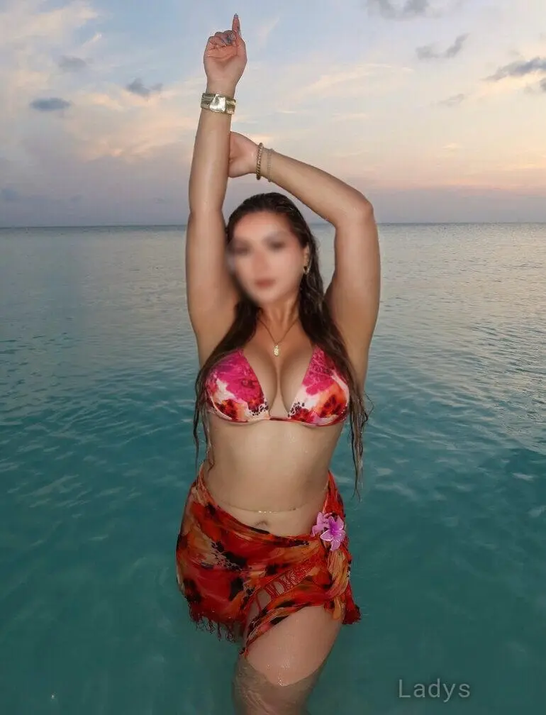 Daisy (25) – Call Girl & Independent Escort Service in Honolulu - Gallery Photo 3