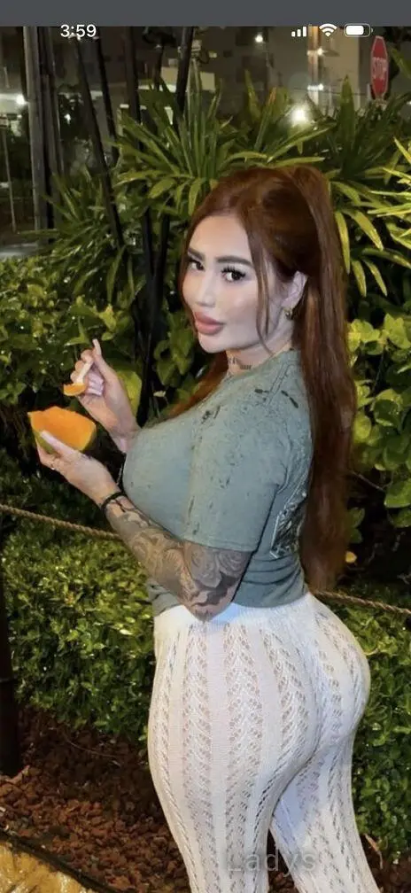 Anya (25) – Call Girl & Independent Escort Service in Honolulu - Gallery Photo 4