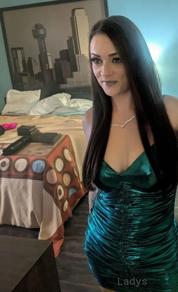 Ashley Clark (33) – Call Girl & Independent Escort Service in Honolulu - Gallery Photo 3