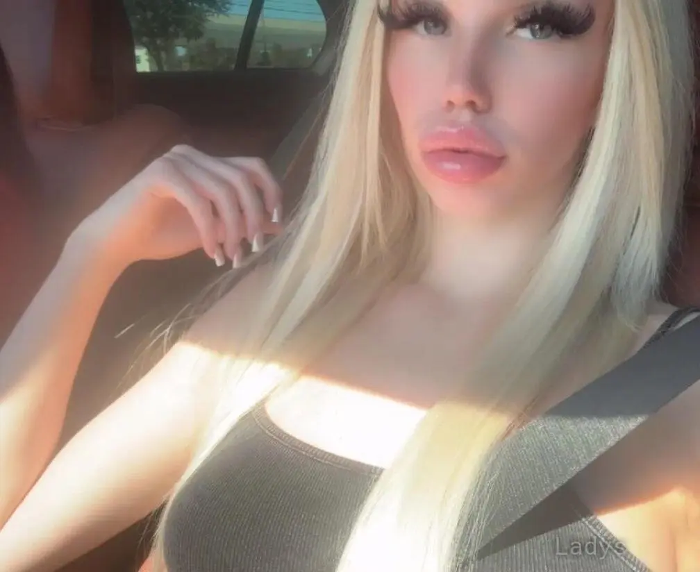 Amore (22) – Call Girl & Independent Escort Service in Houston - Gallery Photo 3