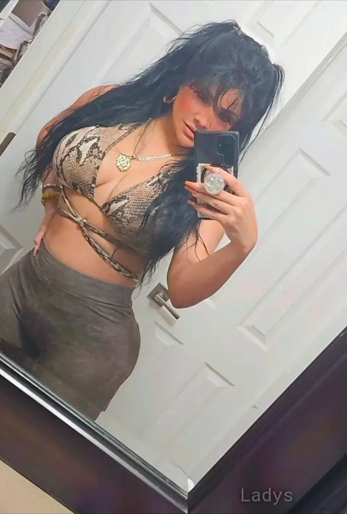 Sasha (28) – Call Girl & Independent Escort Service in Houston - Gallery Photo 4