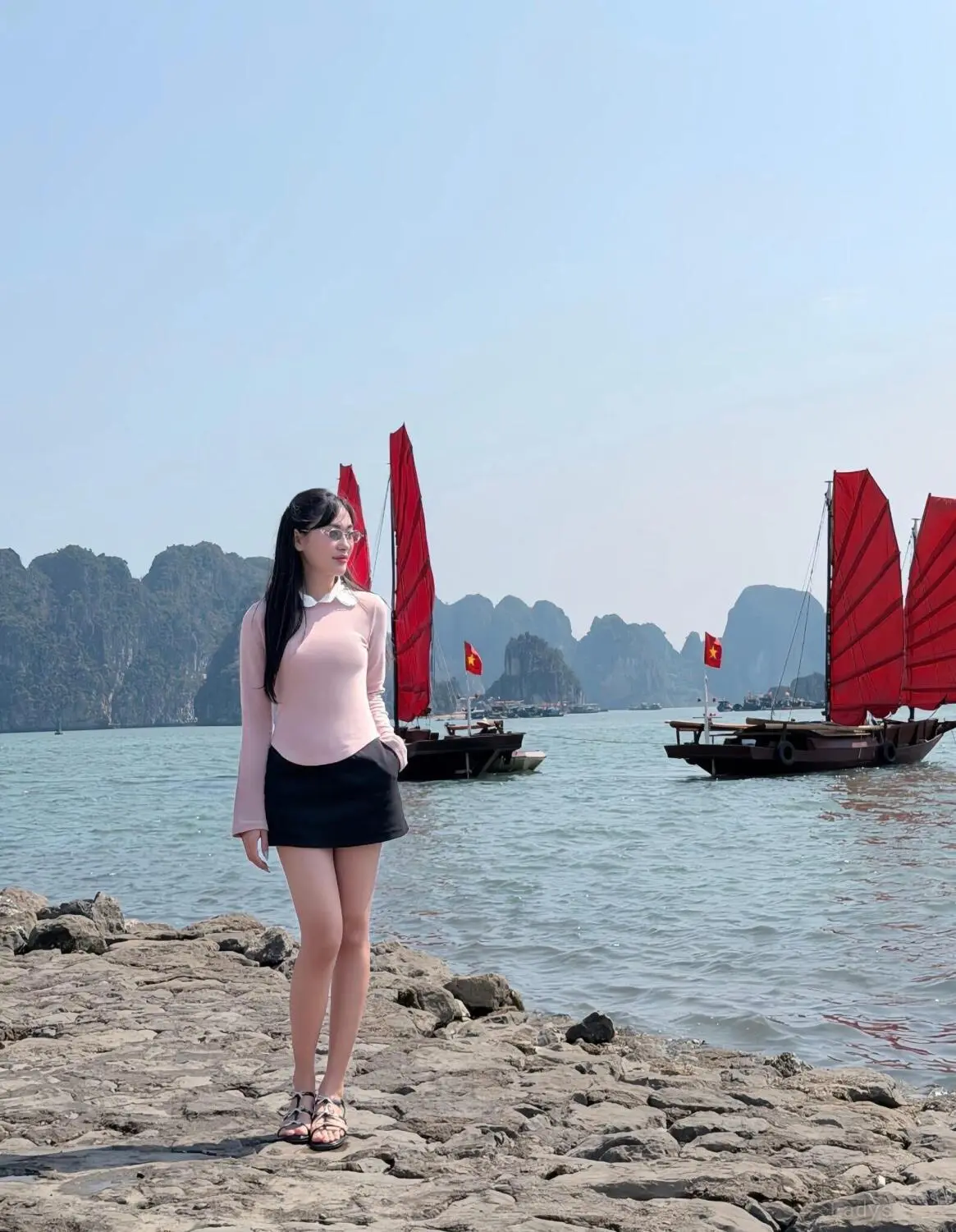Luna (23) – Call Girl & Independent Escort Service in Huế - Gallery Photo 3