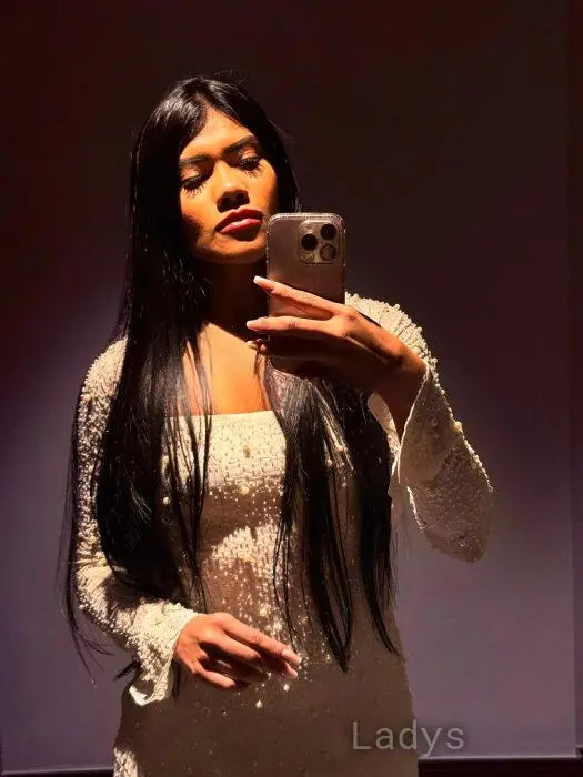 Taina (20) – Call Girl & Independent Escort Service in Hvar - Gallery Photo 2