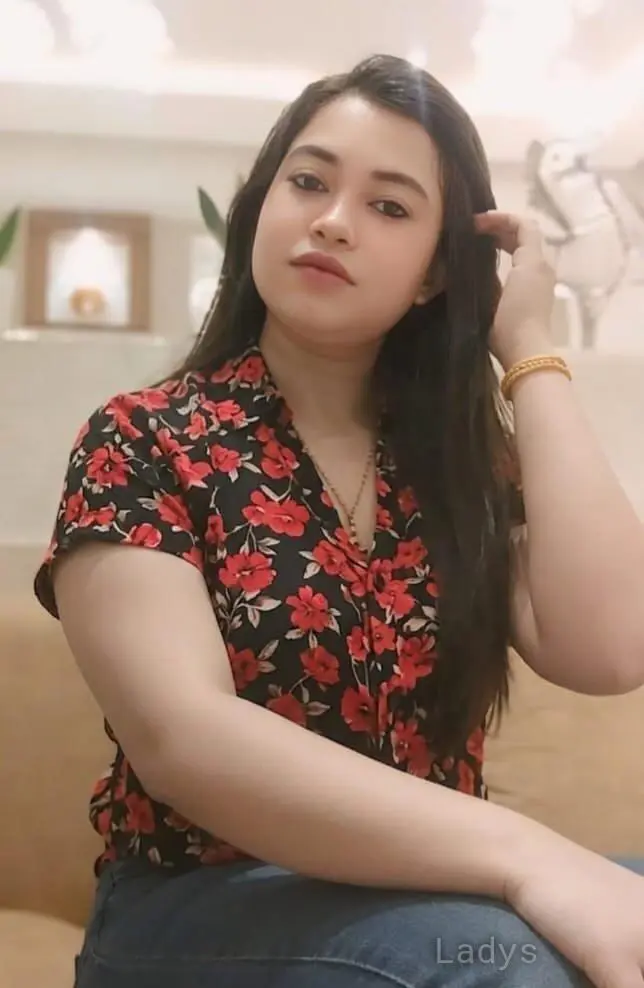 Fay (23) – Call Girl & Independent Escort Service in Hyderabad - Gallery Photo 3