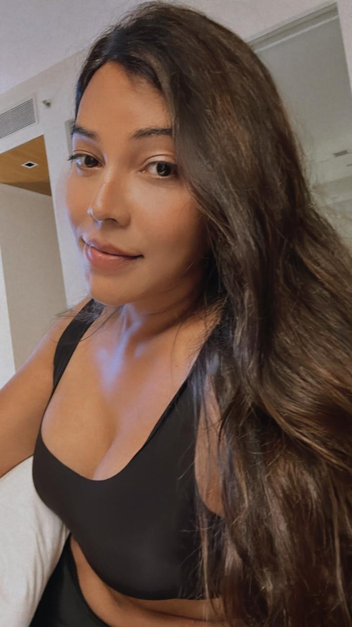 Here (24) – Call Girl & Independent Escort Service in Hyderabad - Gallery Photo 5