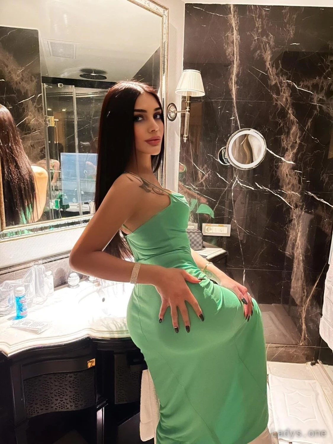 Rana (22) – Call Girl & Independent Escort Service in İzmit - Gallery Photo 3