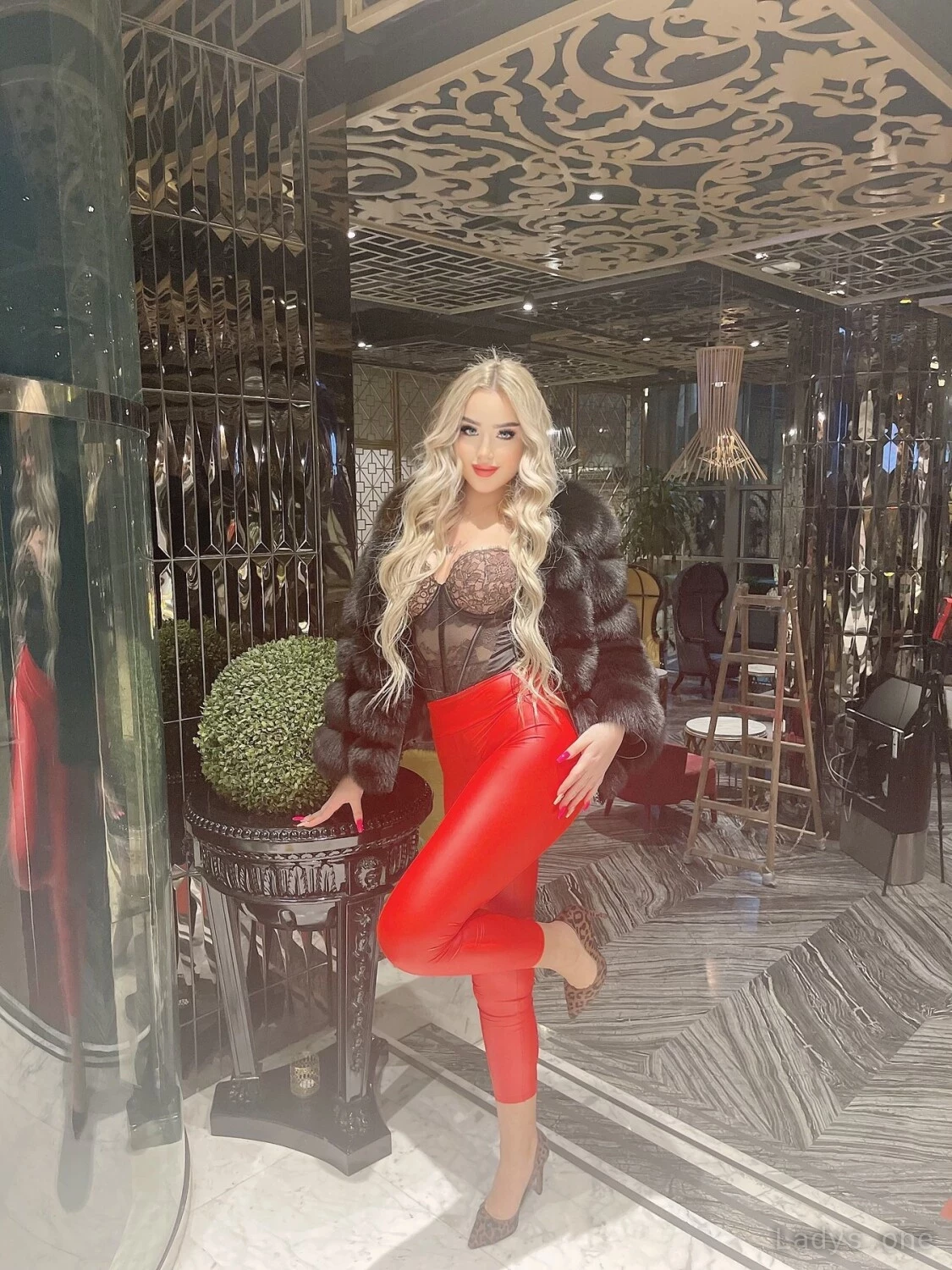 Lara (20) – Call Girl & Independent Escort Service in İzmit - Gallery Photo 4