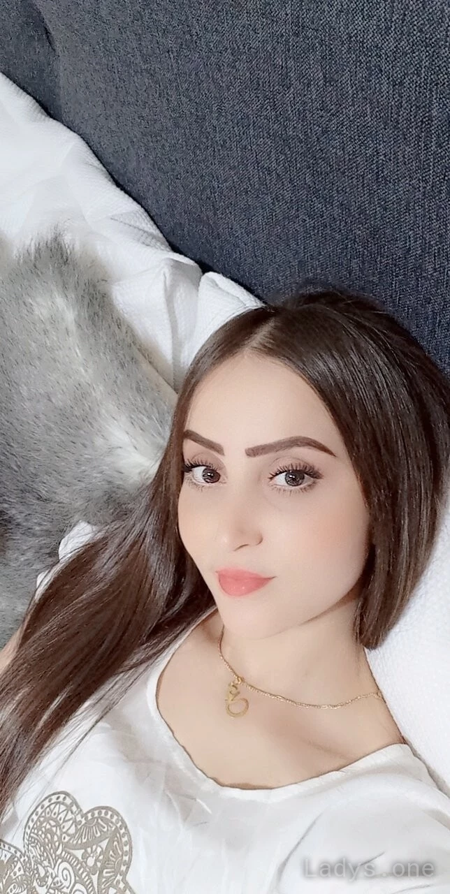 Sara (21) – Call Girl & Independent Escort Service in İzmit - Gallery Photo 3