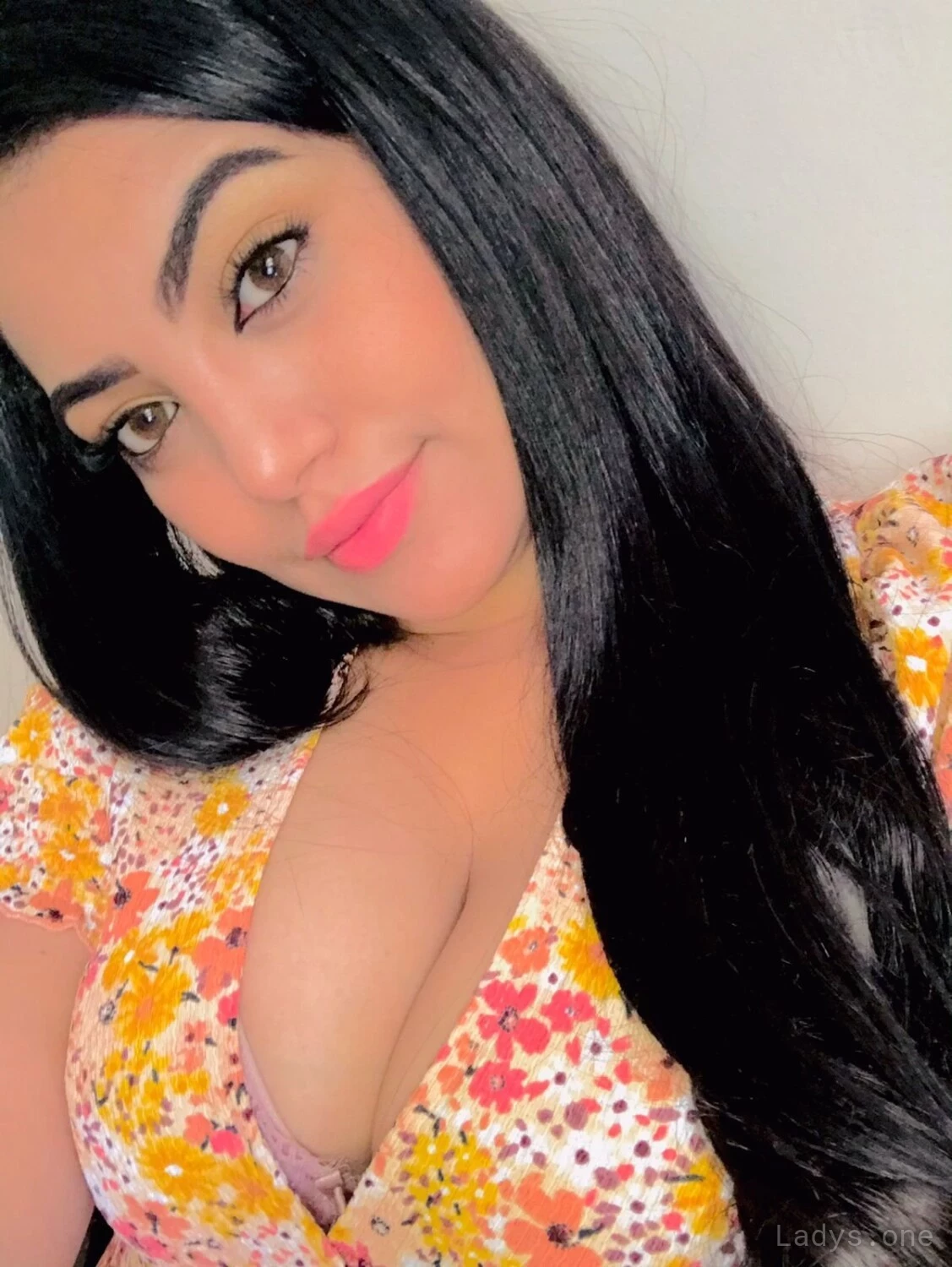 Nelly (19) – Call Girl & Independent Escort Service in İzmit - Gallery Photo 4