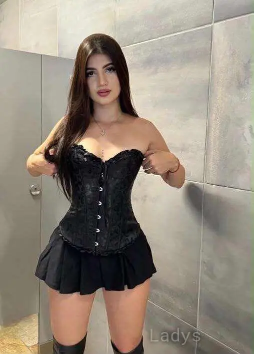 Ara (26) – Call Girl & Independent Escort Service in Šiauliai - Gallery Photo 4