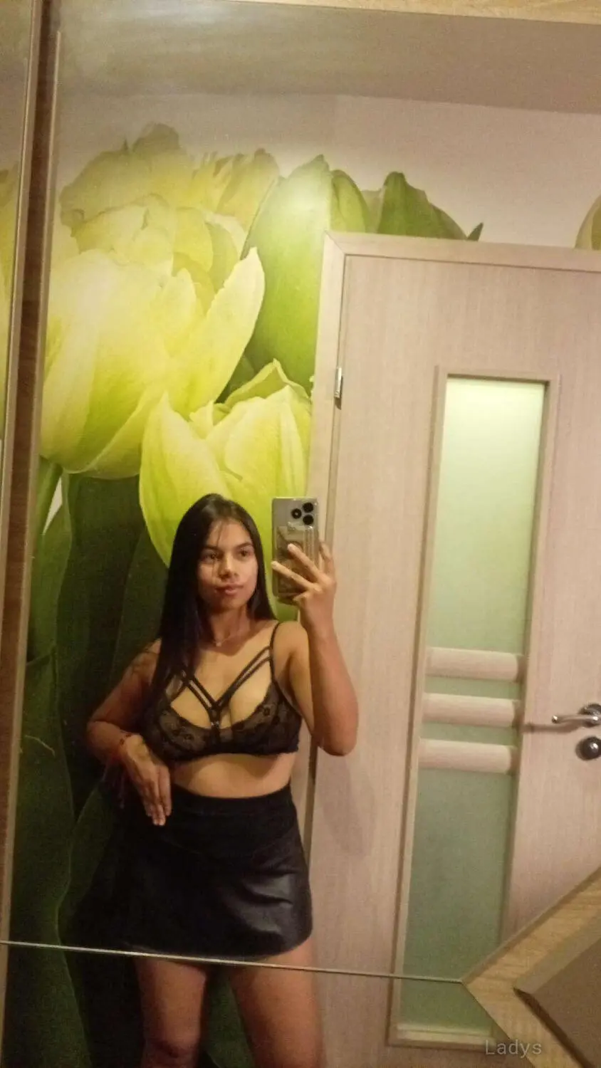 Isabella (21) – Call Girl & Independent Escort Service in Šiauliai - Gallery Photo 2