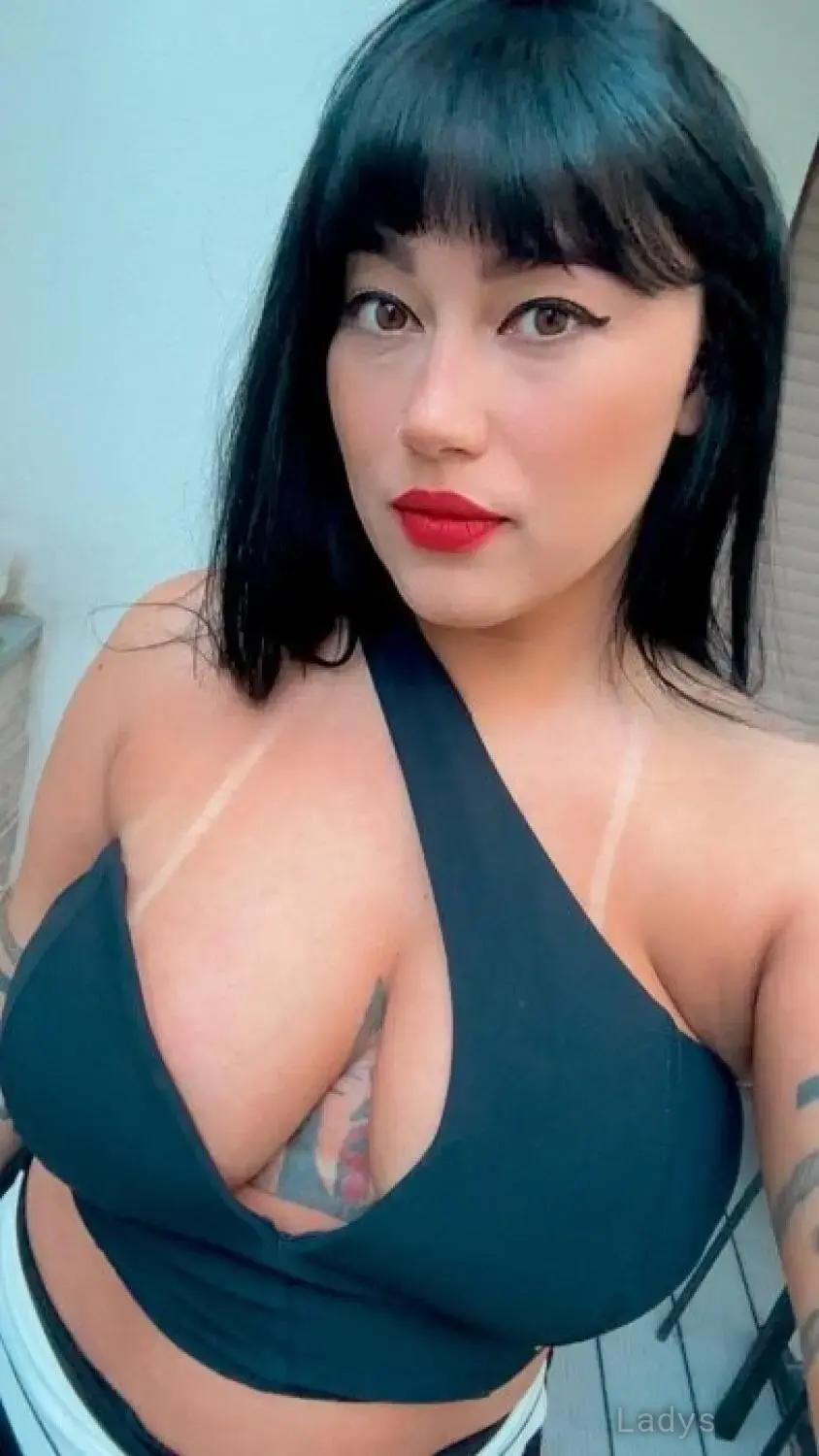 Eva Belucci (26) – Call Girl & Independent Escort Service in Šibenik - Gallery Photo 5