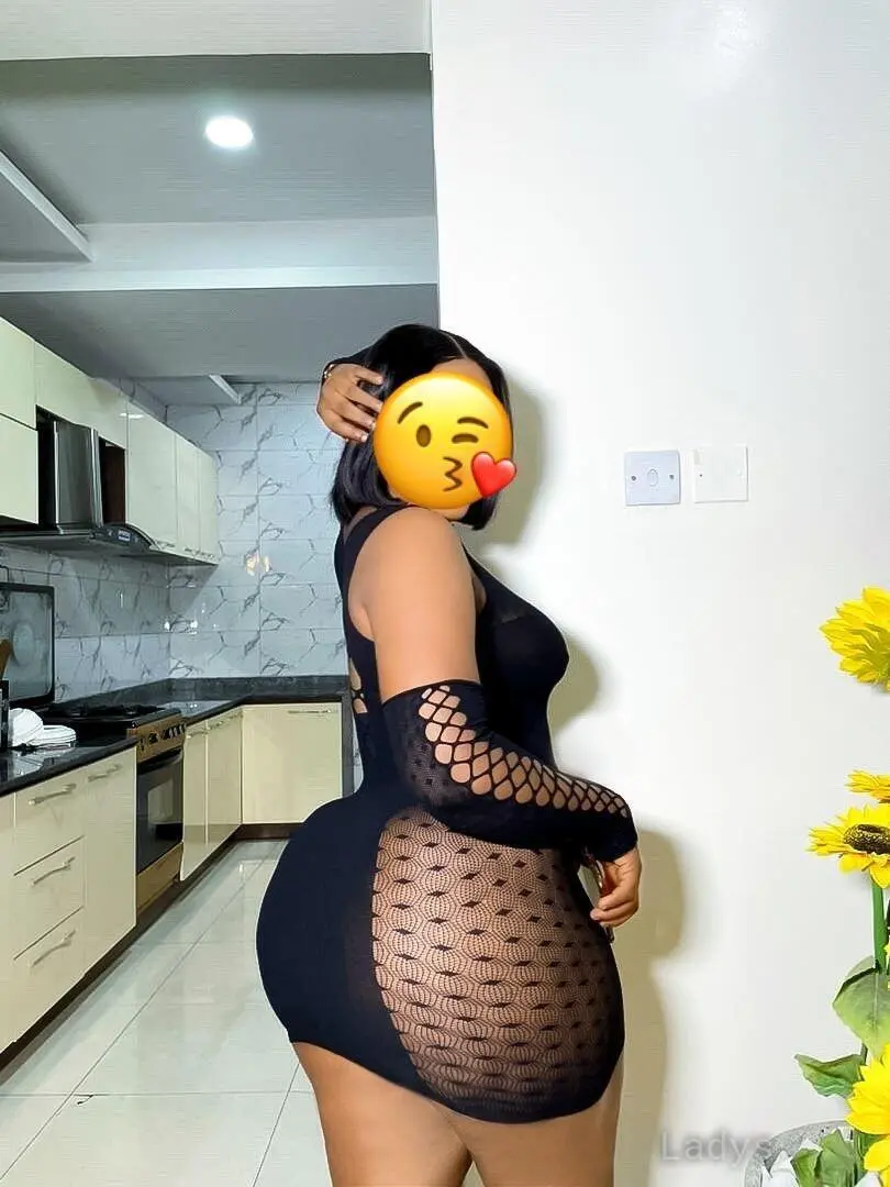 Lara (25) – Call Girl & Independent Escort Service in Ikeja - Gallery Photo 3