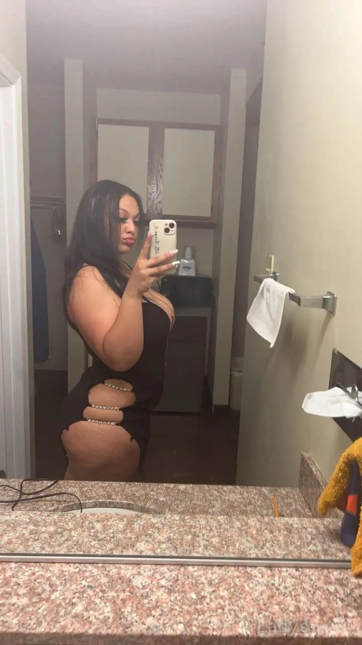 Konna (25) – Call Girl & Independent Escort Service in Indianapolis - Gallery Photo 2
