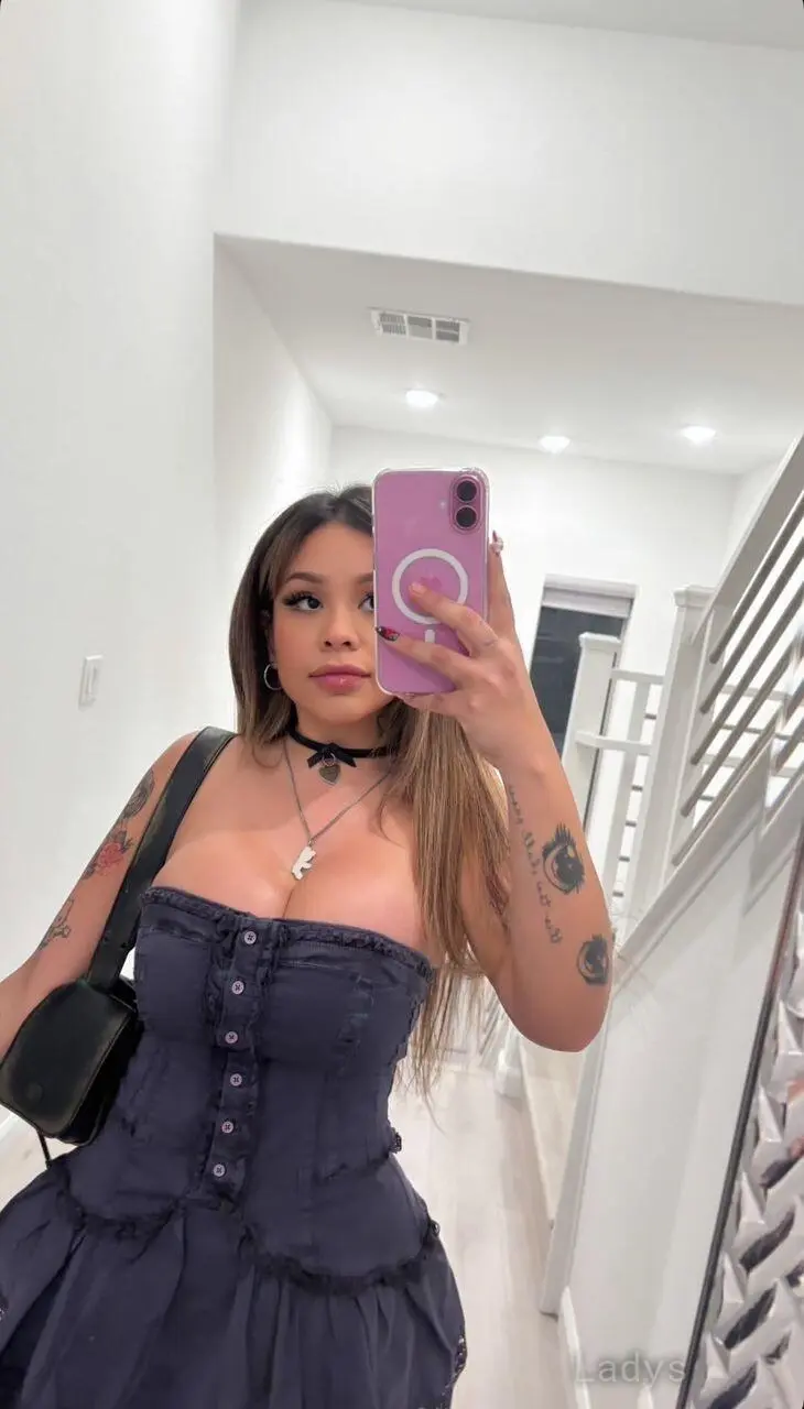 Julianne flora (25) – Call Girl & Independent Escort Service in Indianapolis - Gallery Photo 3