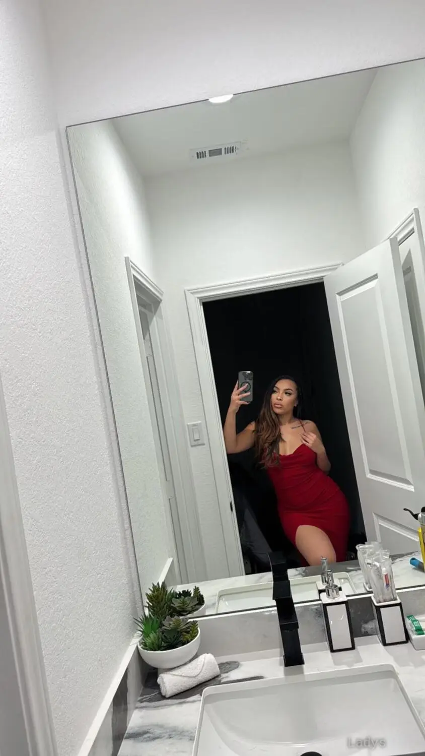 Ashley (20) – Call Girl & Independent Escort Service in Indianapolis - Gallery Photo 3