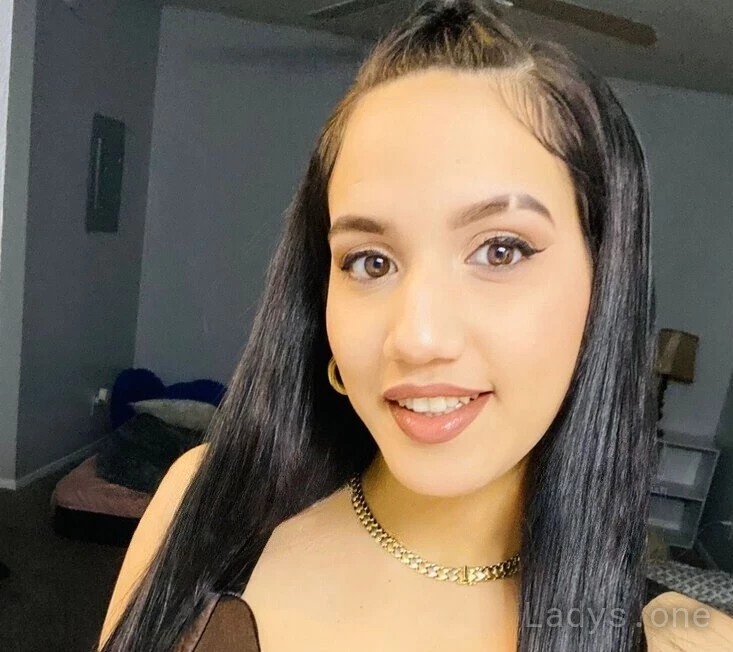 Camila (20) – Call Girl & Independent Escort Service in Inner Harbor - Gallery Photo 2