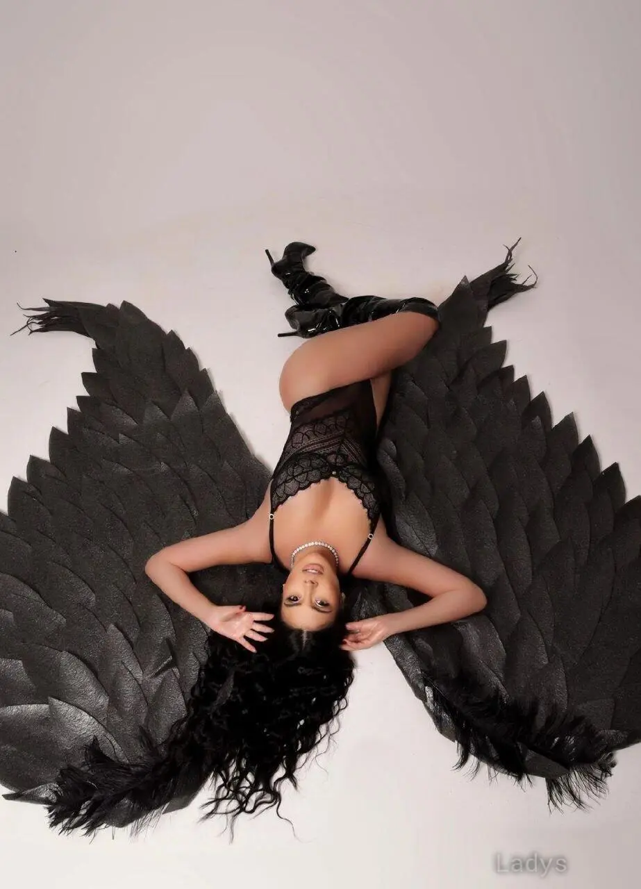 Bianca (25) – Call Girl & Independent Escort Service in Irun - Gallery Photo 4
