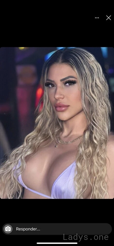Melany (24) – Call Girl & Independent Escort Service in Irvine - Gallery Photo 2