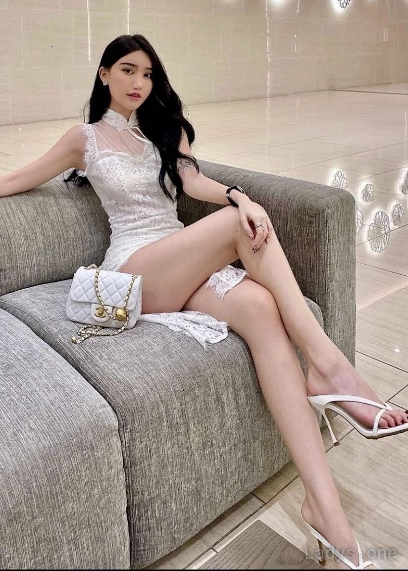 Coco (21) – Call Girl & Independent Escort Service in Iskandar Puteri - Gallery Photo 3