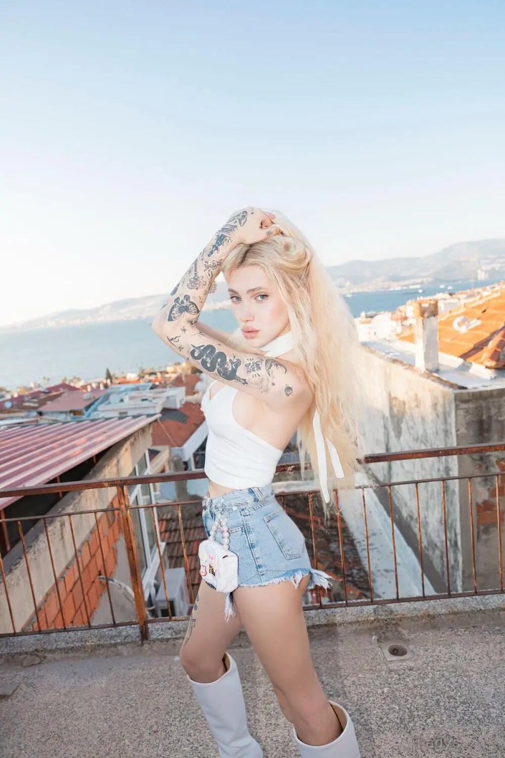 Alina (25) – Call Girl & Independent Escort Service in İzmir - Gallery Photo 3