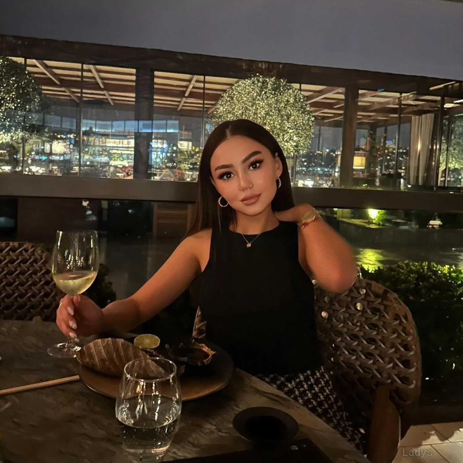 Sofia (20) – Call Girl & Independent Escort Service in İzmir - Gallery Photo 4