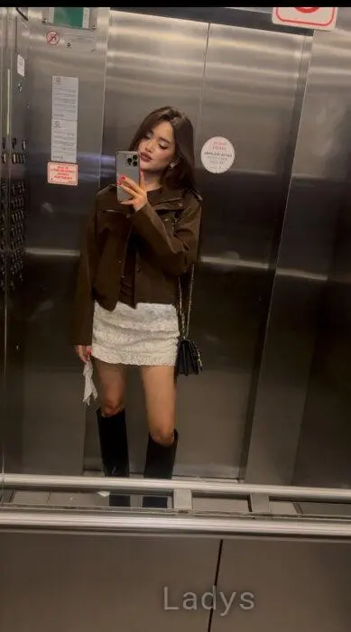 Dianalyn (24) – Call Girl & Independent Escort Service in İzmir - Gallery Photo 2