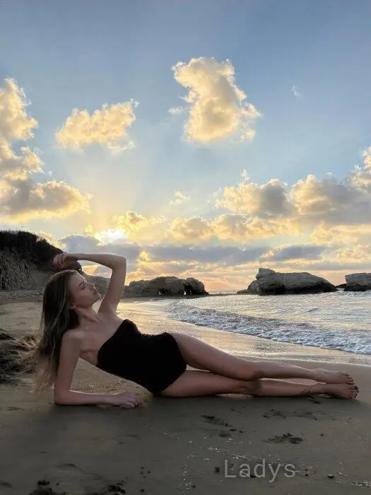 Marta (18) – Call Girl & Independent Escort Service in Jaffa - Gallery Photo 5