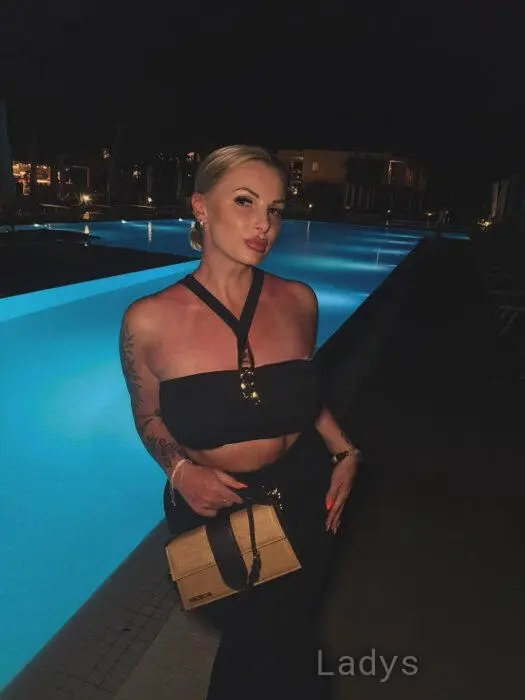 Irma (49) – Call Girl & Independent Escort Service in Jaffa - Gallery Photo 3