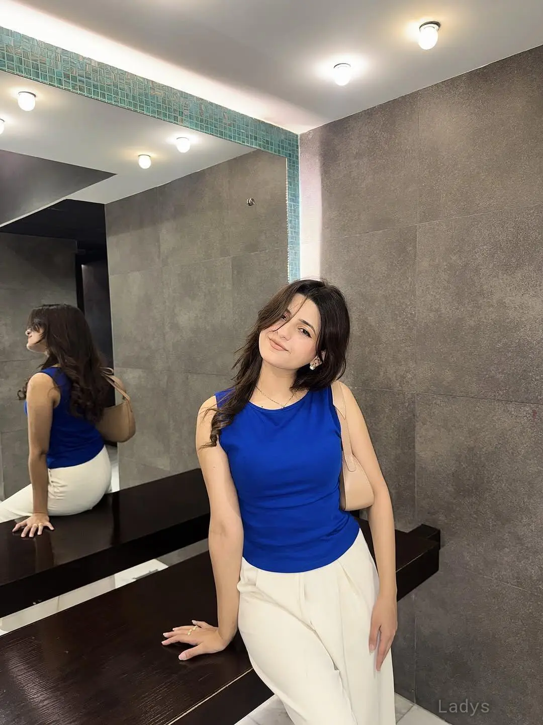 Navya (26) – Call Girl & Independent Escort Service in Jaipur - Gallery Photo 2