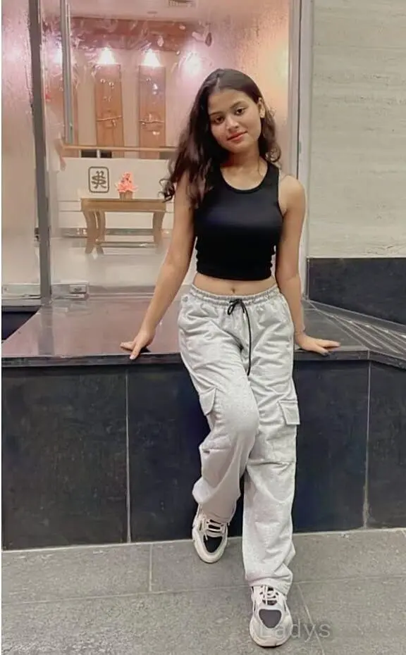 Riya (21) – Call Girl & Independent Escort Service in Jaipur - Gallery Photo 2