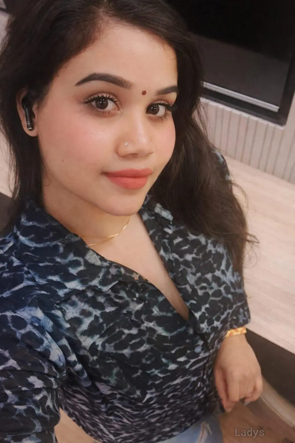 Aahana (24) – Call Girl & Independent Escort Service in Jaipur - Gallery Photo 3