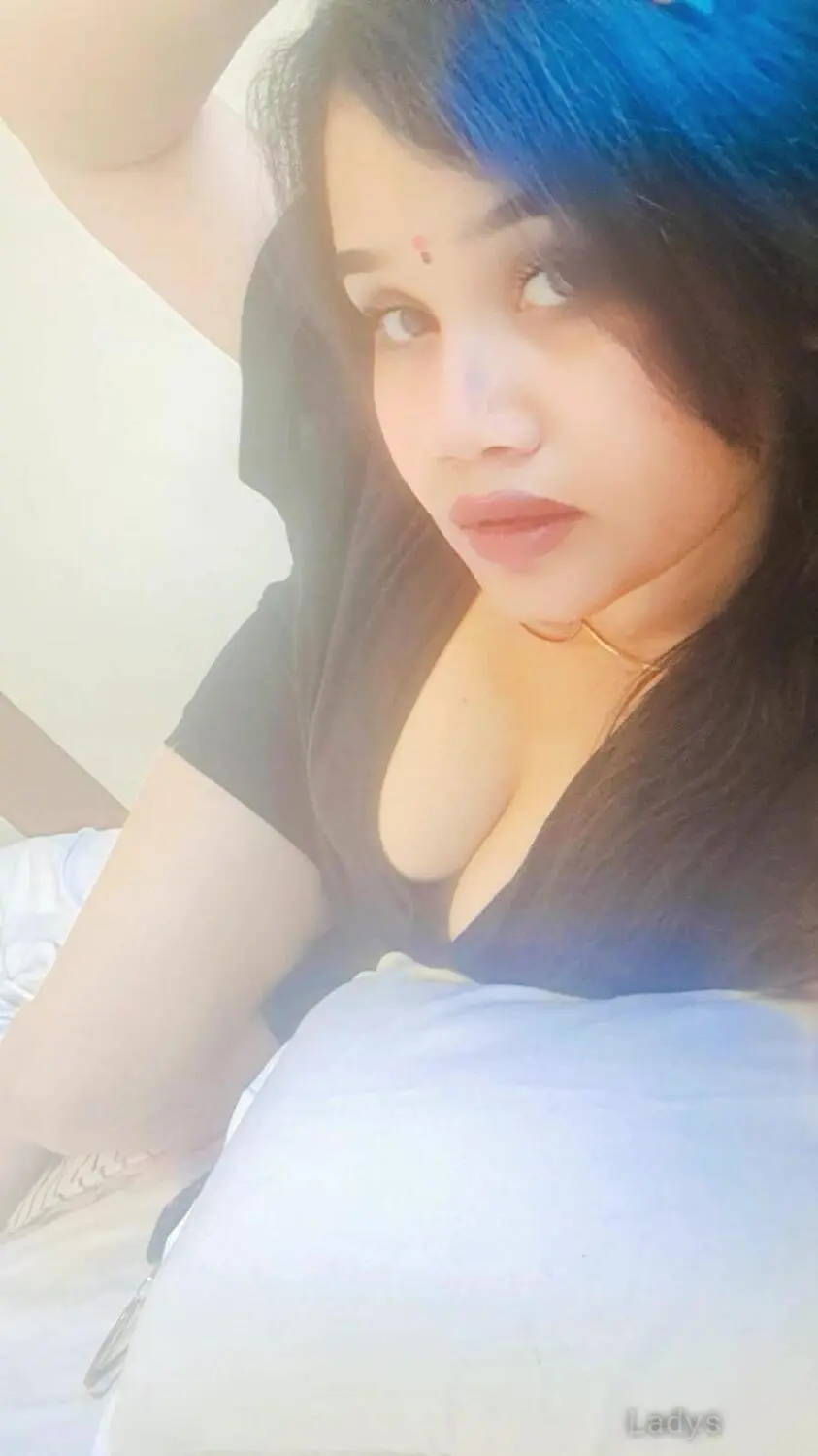 Aahana (24) – Call Girl & Independent Escort Service in Jaipur - Gallery Photo 4
