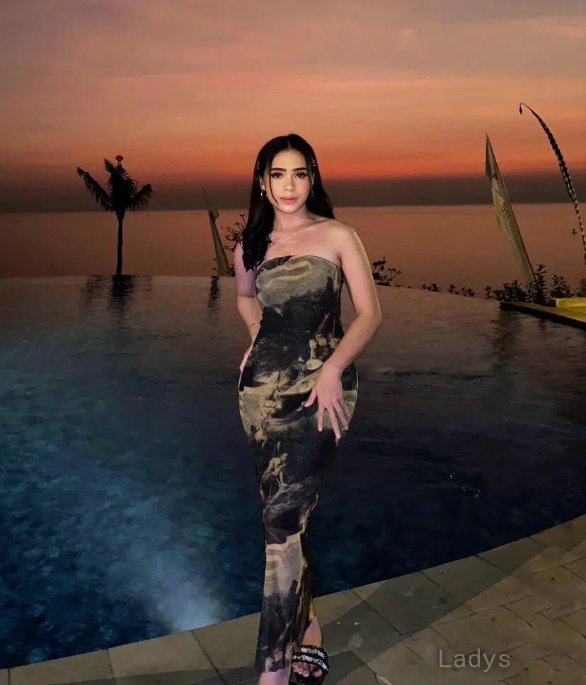 Catlyn (24) – Call Girl & Independent Escort Service in Jambi City - Gallery Photo 3